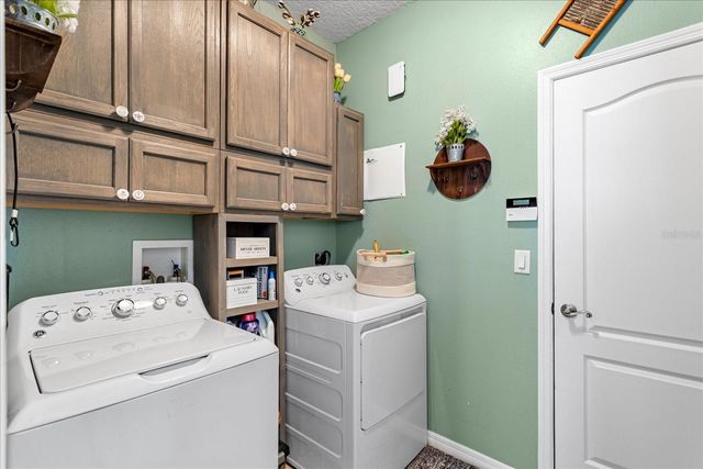 31518 NUTMEG AVENUE, Eustis, FL 32736