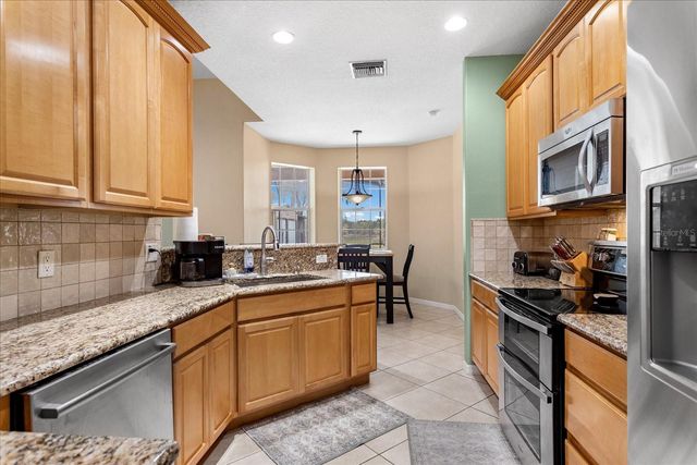 31518 NUTMEG AVENUE, Eustis, FL 32736