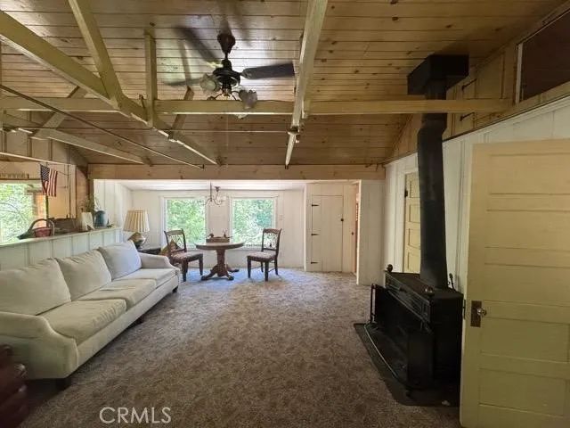 455 Blue Jay Canyon, Blue Jay, CA 92317