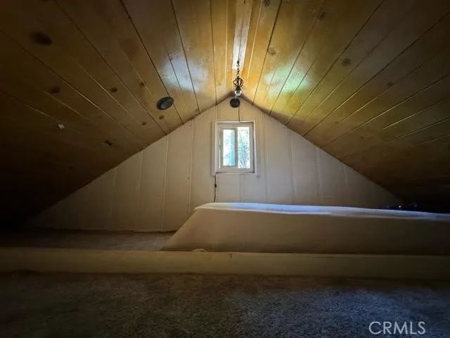 455 Blue Jay Canyon, Blue Jay, CA 92317