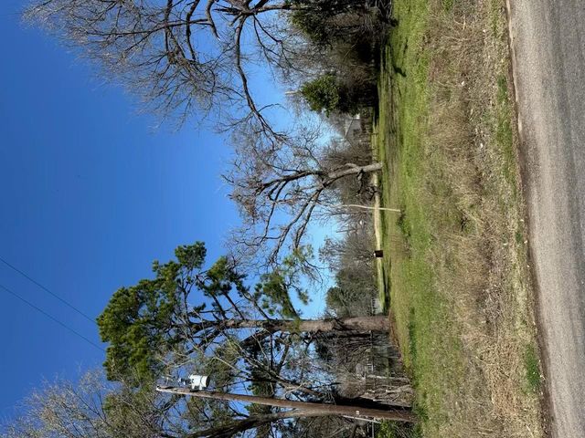 0 E 6th ST, Elgin, TX 78624