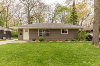 814 Carbeck Drive, Ann Arbor, MI 48103