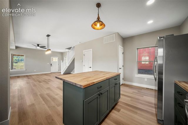 201 W Womack Avenue, Cripple Creek, CO 80813