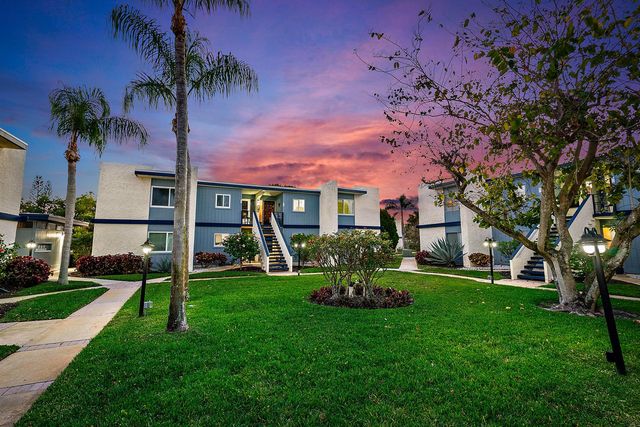 1561 NE 12th Terrace C14, Jensen Beach, FL 34957