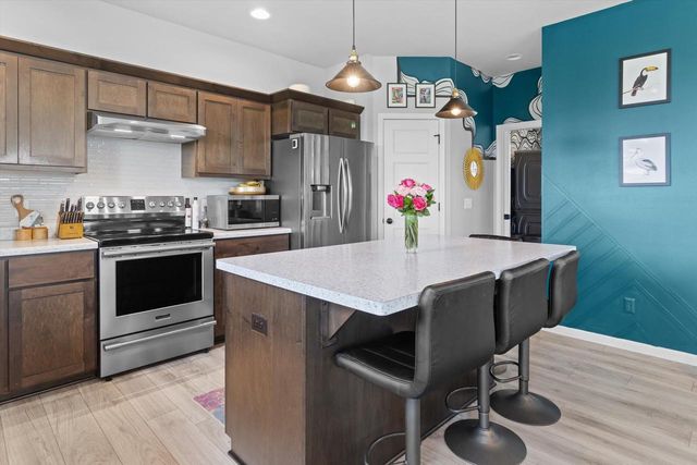 734 Alder Way, Sun Prairie, WI 53590