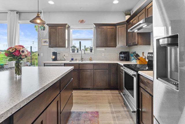 734 Alder Way, Sun Prairie, WI 53590
