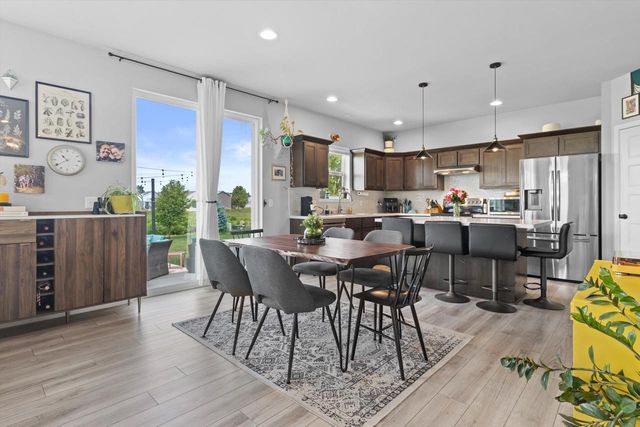 734 Alder Way, Sun Prairie, WI 53590