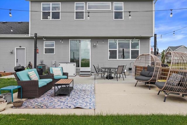 734 Alder Way, Sun Prairie, WI 53590