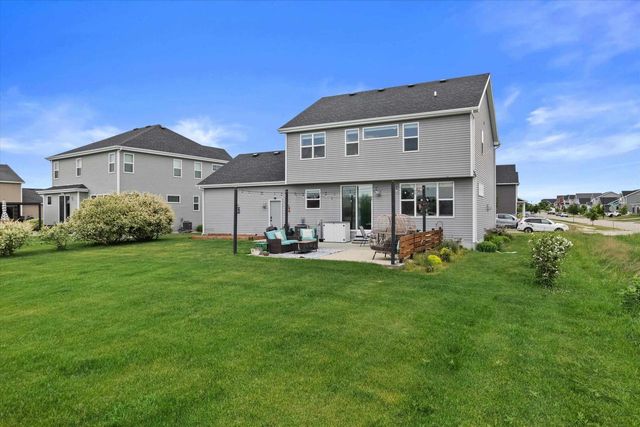 734 Alder Way, Sun Prairie, WI 53590
