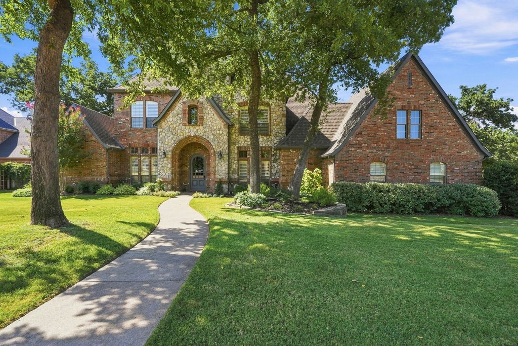 2312 Bridgewood Drive, Keller, TX 76262