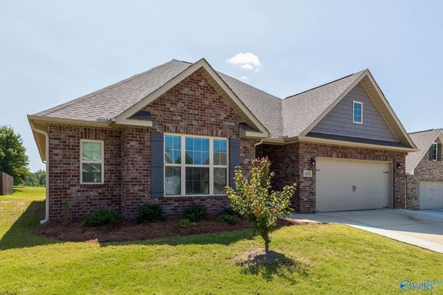 608 Magnolia Cove Lane SW, Hartselle, AL 35640