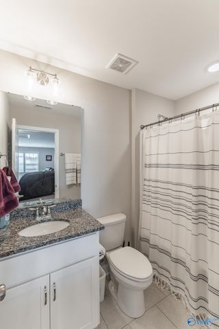 608 Magnolia Cove Lane SW, Hartselle, AL 35640