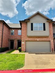 1425 W Villa Maria Road 803, Bryan, TX 77801