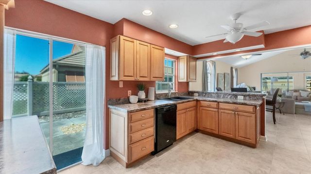 3613 57TH AVENUE DRIVE W 3613, Bradenton, FL 34210