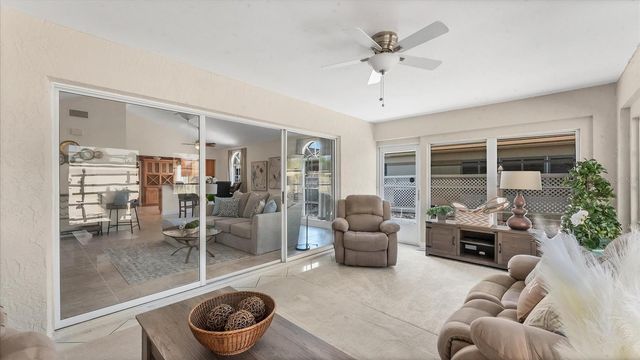 3613 57TH AVENUE DRIVE W 3613, Bradenton, FL 34210