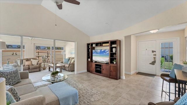 3613 57TH AVENUE DRIVE W 3613, Bradenton, FL 34210