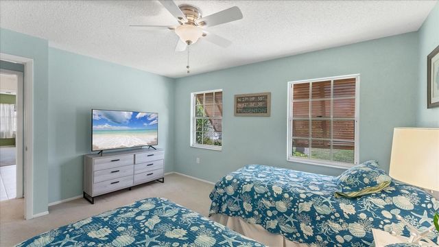 3613 57TH AVENUE DRIVE W 3613, Bradenton, FL 34210