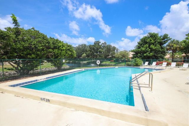 3613 57TH AVENUE DRIVE W 3613, Bradenton, FL 34210