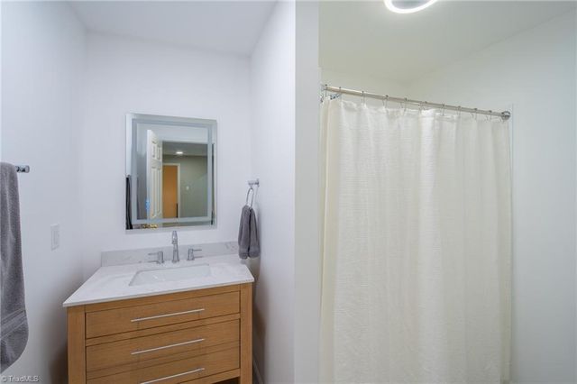 360 Sunset Road, Clemmons, NC 27012