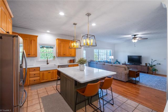 360 Sunset Road, Clemmons, NC 27012