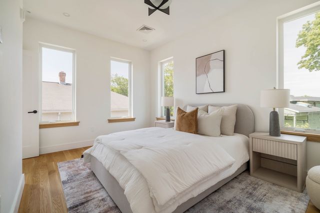 58 Kent U403, Brookline, MA 02445