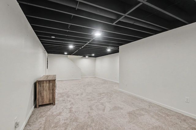 15219 Kerlin Drive, Granger, IN 46530