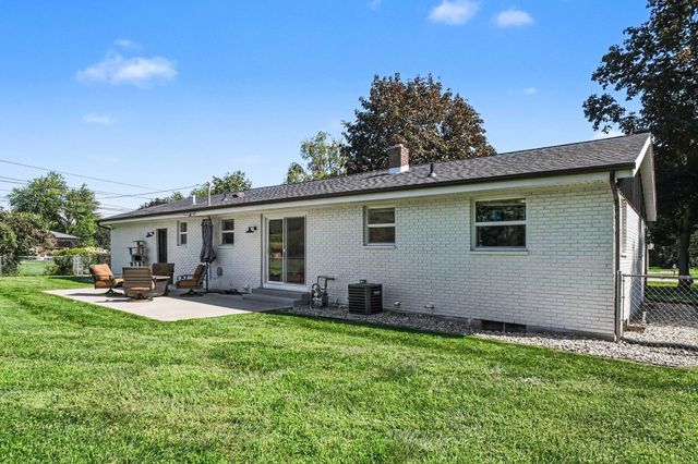 15219 Kerlin Drive, Granger, IN 46530