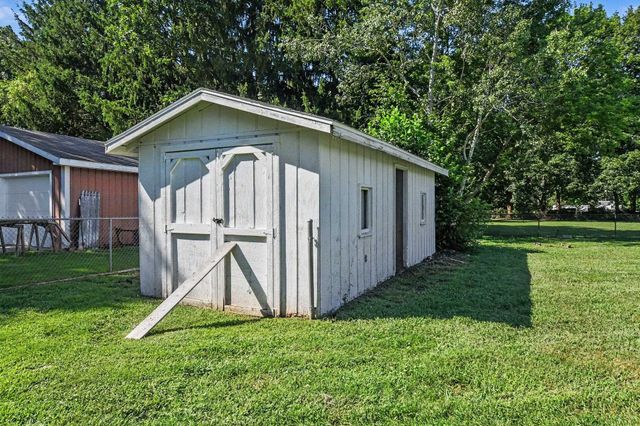 15219 Kerlin Drive, Granger, IN 46530