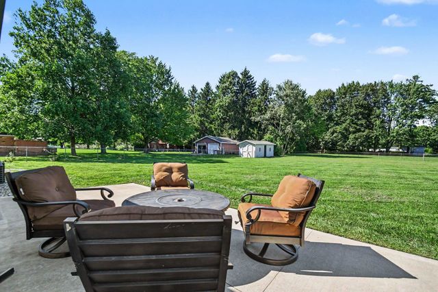 15219 Kerlin Drive, Granger, IN 46530