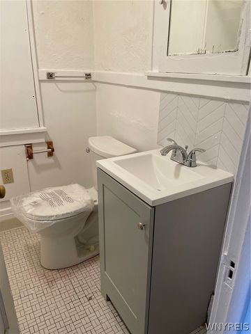 57 Hartwell Road, Buffalo, NY 14216