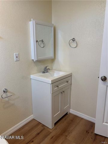 11725 Brussels Avenue, Sylmar, CA 91342