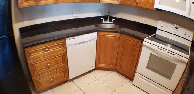 4891 Sable Pine Circle A1, West Palm Beach, FL 33417