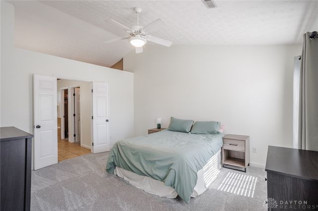 2415 Sunflower Drive, Miami Twp, OH 45342