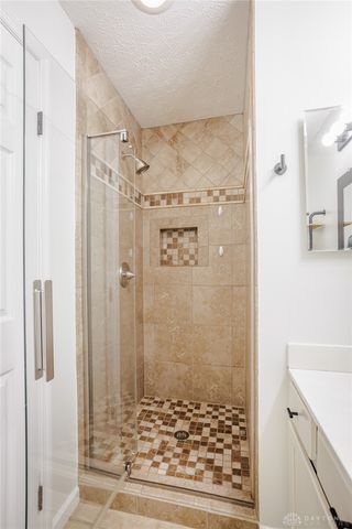 2415 Sunflower Drive, Miami Twp, OH 45342