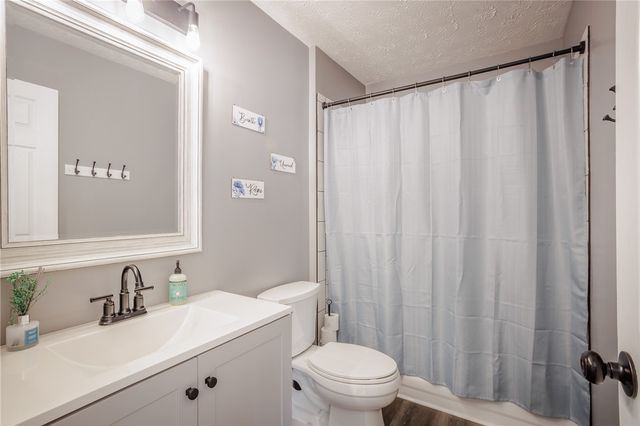 2415 Sunflower Drive, Miami Twp, OH 45342