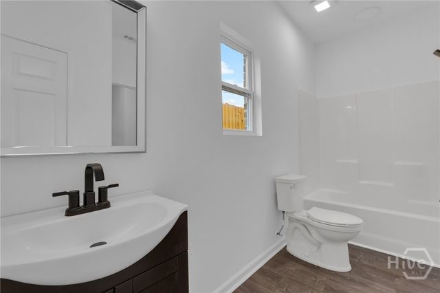 124 Wright Street, Savannah, GA 31408