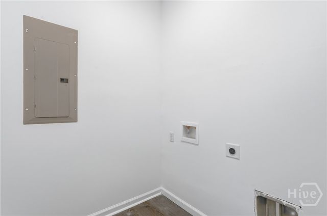 124 Wright Street, Savannah, GA 31408