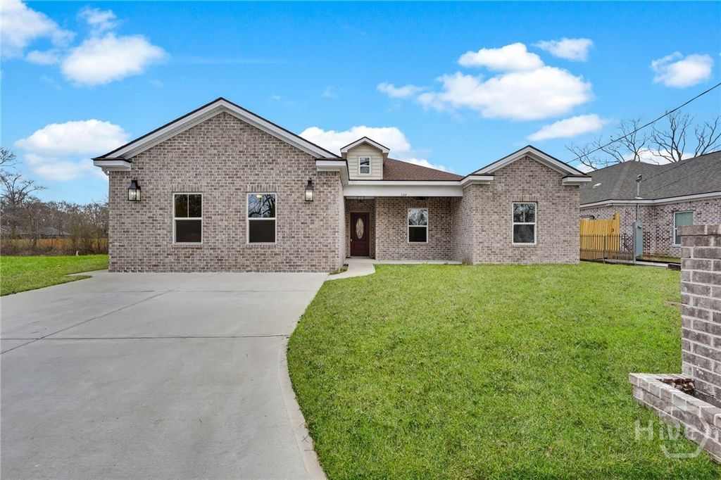 124 Wright Street, Savannah, GA 31408