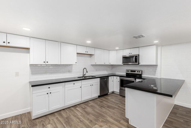 1023 E 9TH Street, Mesa, AZ 85203