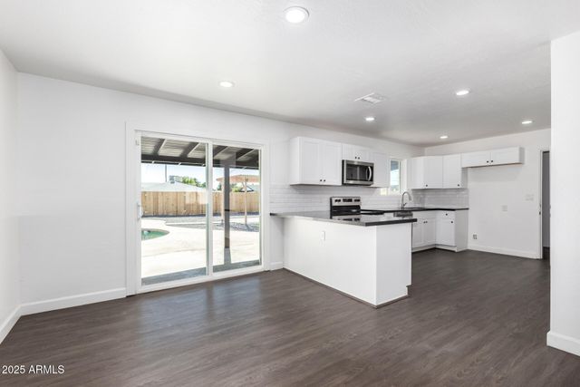 1023 E 9TH Street, Mesa, AZ 85203