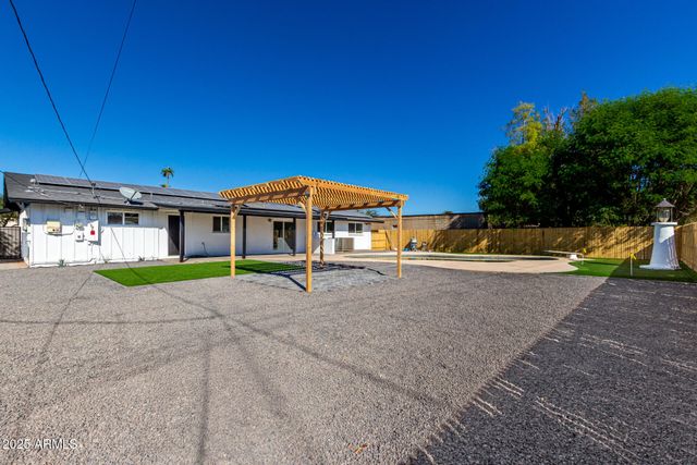 1023 E 9TH Street, Mesa, AZ 85203