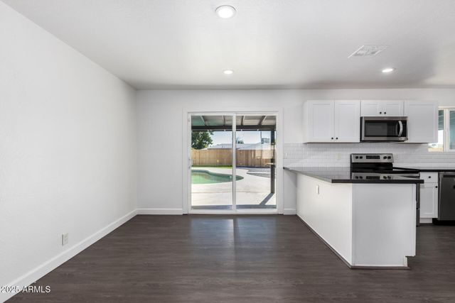 1023 E 9TH Street, Mesa, AZ 85203