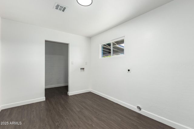 1023 E 9TH Street, Mesa, AZ 85203