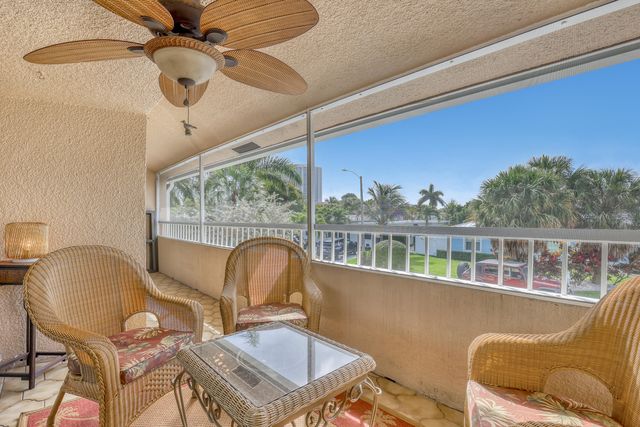 1100 Surf Road 215, Singer Island, FL 33404