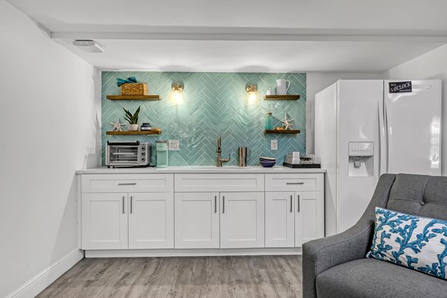 1100 Surf Road 215, Singer Island, FL 33404