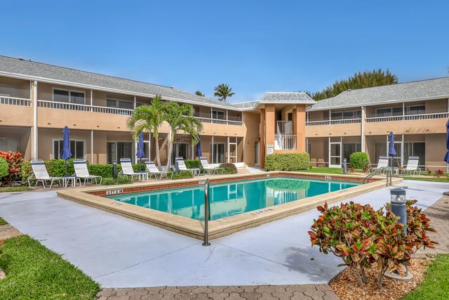 1100 Surf Road 215, Singer Island, FL 33404