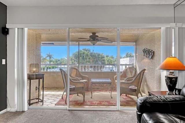 1100 Surf Road 215, Singer Island, FL 33404