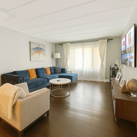 905 Center Street 208, Des Plaines, IL 60016