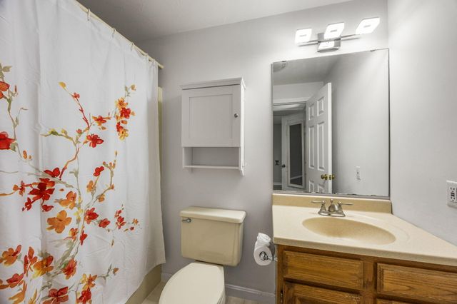 35 Santuit Pond Way 13A, Mashpee, MA 02649