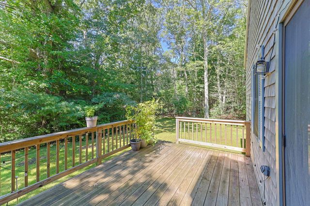 35 Santuit Pond Way 13A, Mashpee, MA 02649